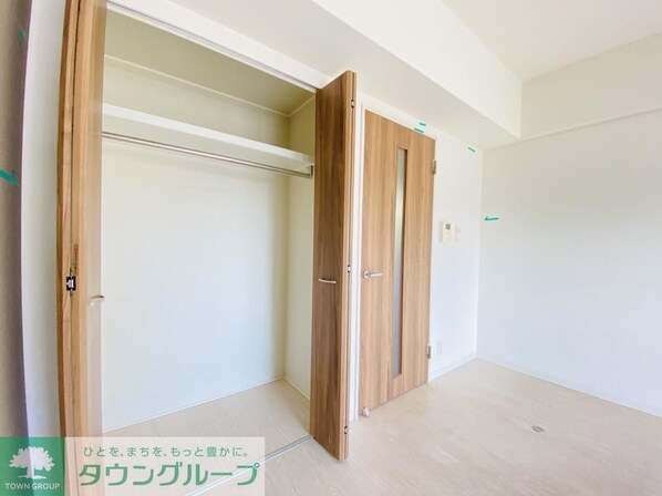 ヴェーラカーサウルバーナの物件内観写真